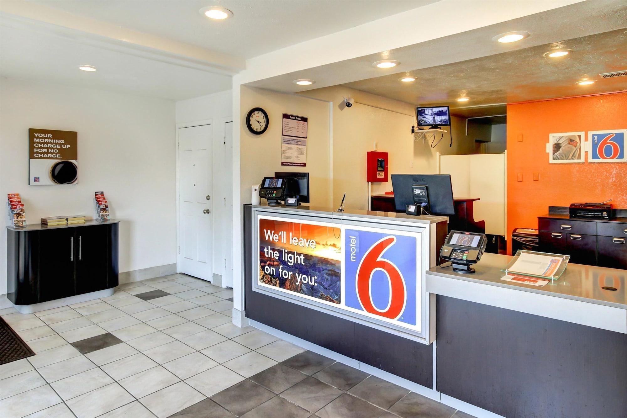 Days Inn By Wyndham Waco University Area Εξωτερικό φωτογραφία