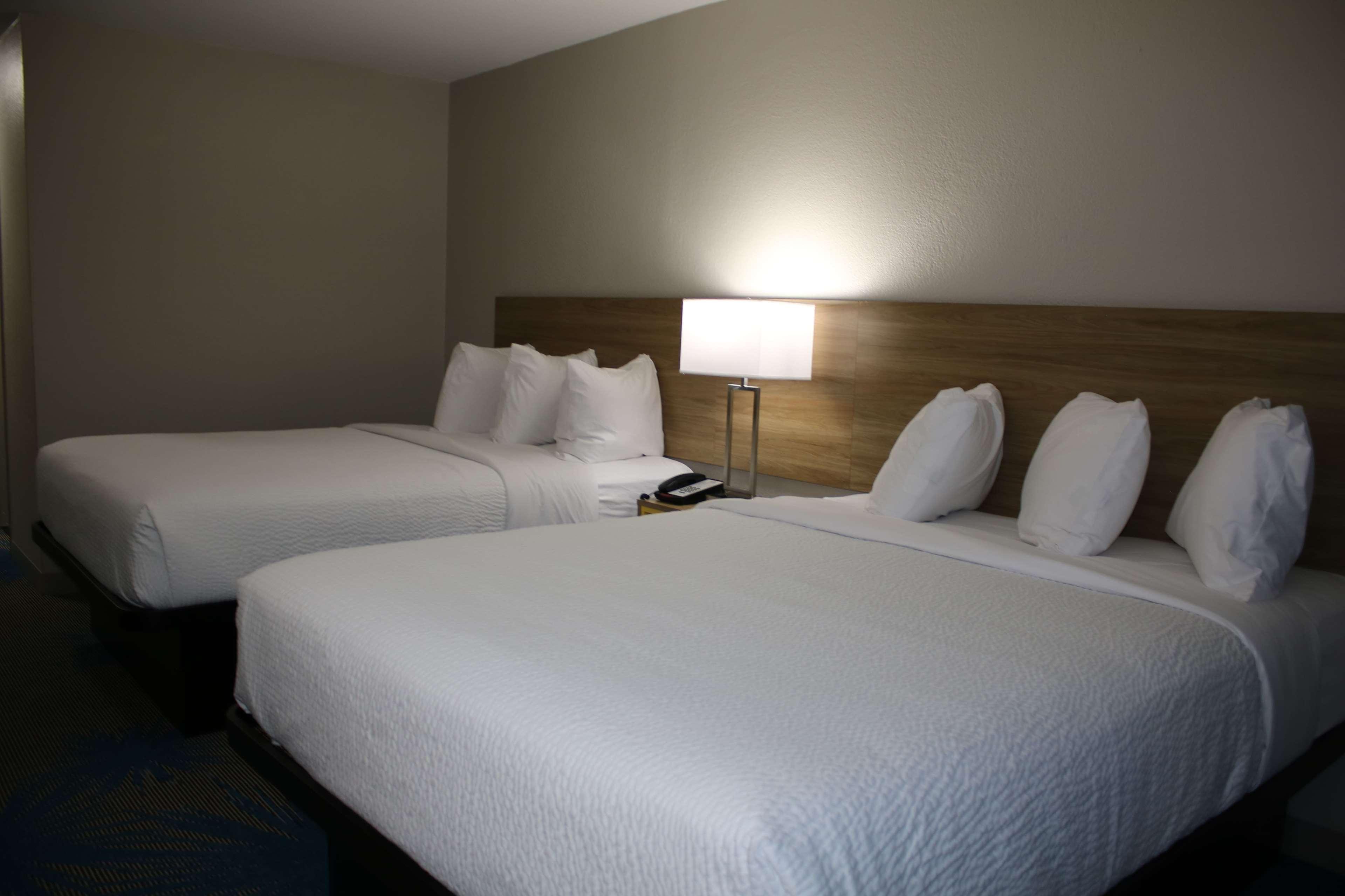 Days Inn By Wyndham Waco University Area Εξωτερικό φωτογραφία