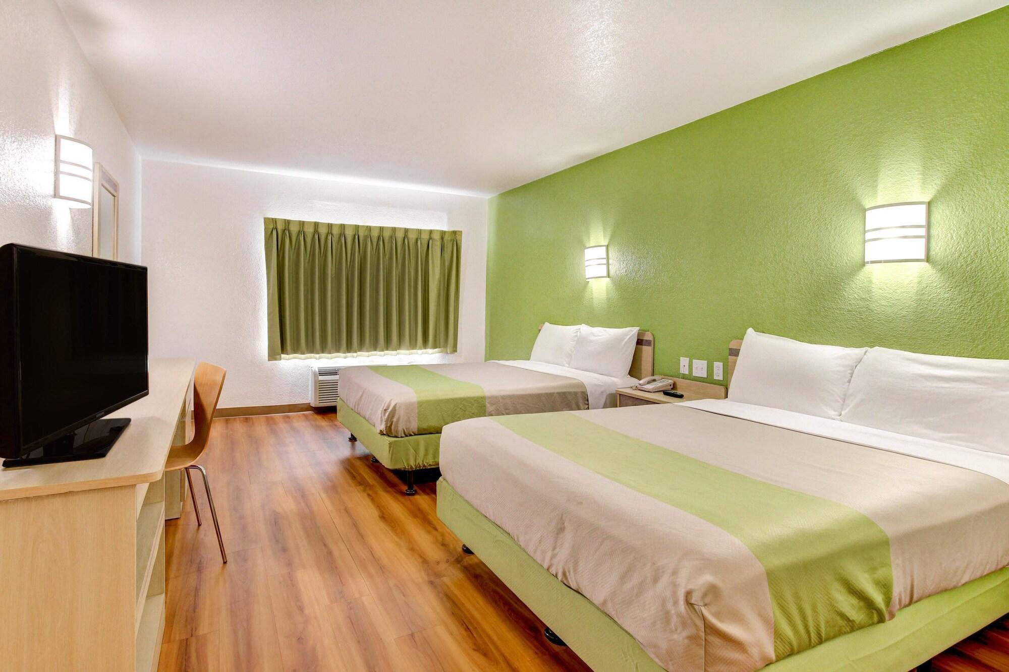 Days Inn By Wyndham Waco University Area Εξωτερικό φωτογραφία